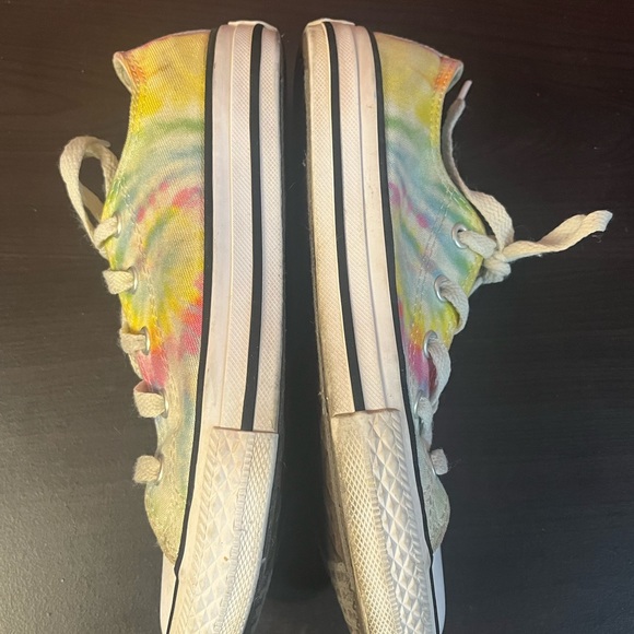 Girls Converse - Picture 5 of 7